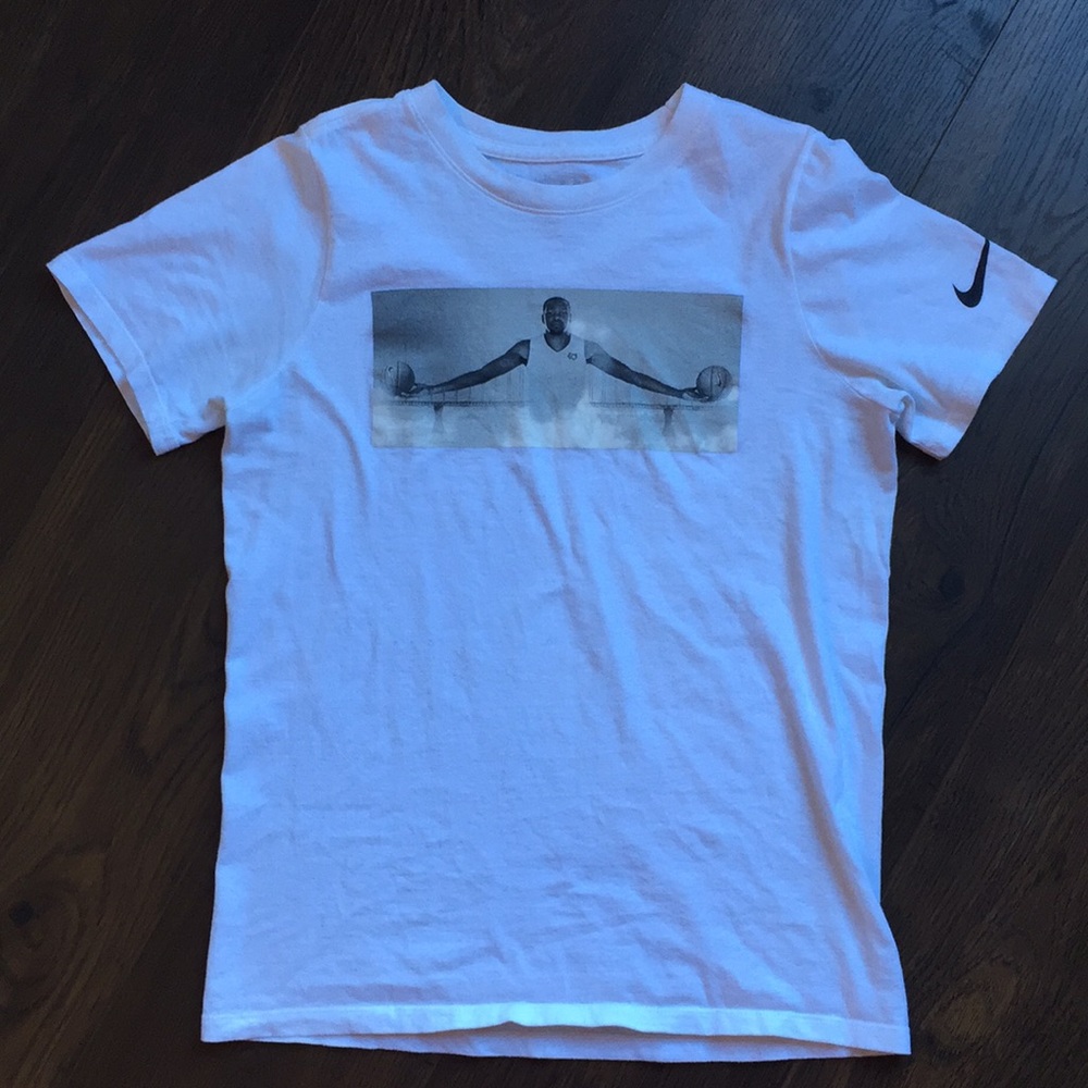 KD Nike Kevin Durant boys Medium T-shirt